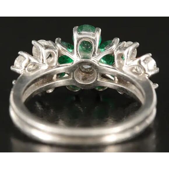 Cartier Platinum Emerald and Diamond Triple Flower Engagement Ring Ca. 1950s - Picture 4 of 10